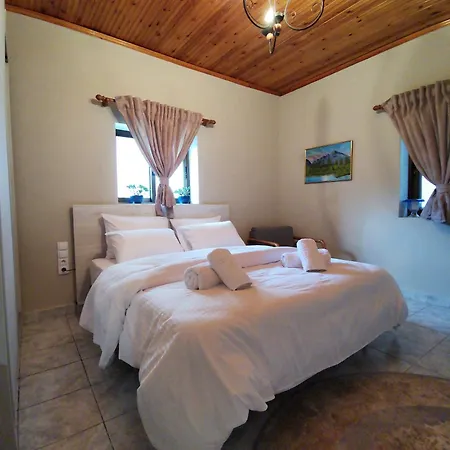 Apartment Olympia Project / χώρος διαμονής στην αλμωπία *