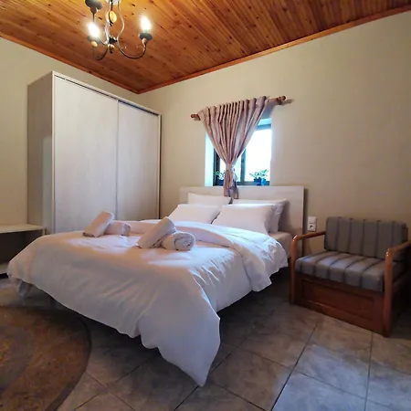 Olympia Project / χώρος διαμονής στην αλμωπία * Exaplatanos